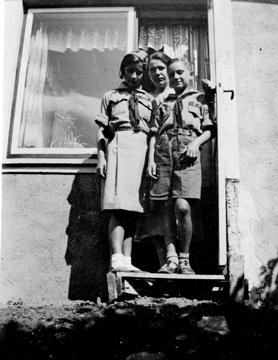 1935 Olga sammen med Lilian og Erling