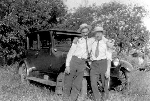 1935 Poul Andersen og ven