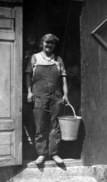 1920 Ellen Bigand