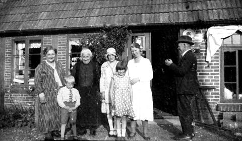 1930 Poul og Dagmar Bigand samt Johanne Mielsen