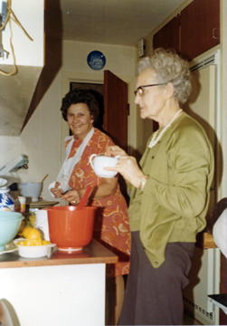 1975 Lilian og Ellen