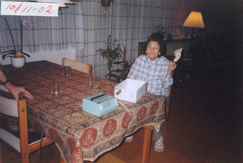 2002-11-11 LIlian Bigand hos gode venner