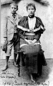 1894-Laura_Melcher_14-år