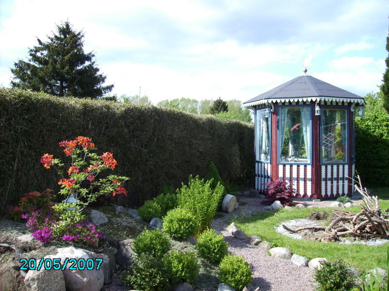 2007-05-20 Thehuset og Azalea